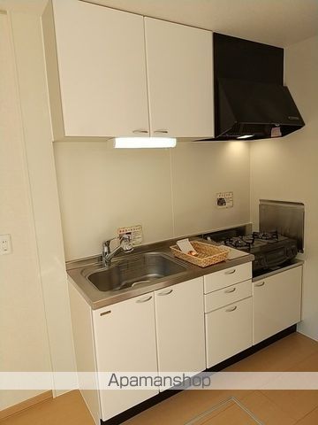 リビングタウン小鹿 Dの内装写真