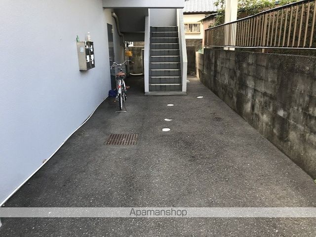 レジデンス司の玄関写真