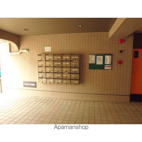 ナビオ池下の玄関写真