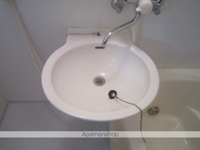 グリーンフォレストの内装写真