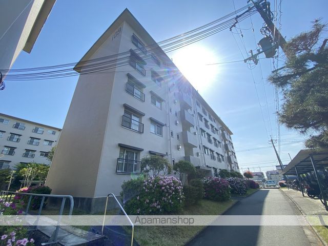 男山第2住宅109棟の外観写真
