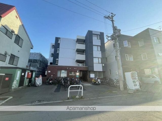 グラムール南平岸の外観写真