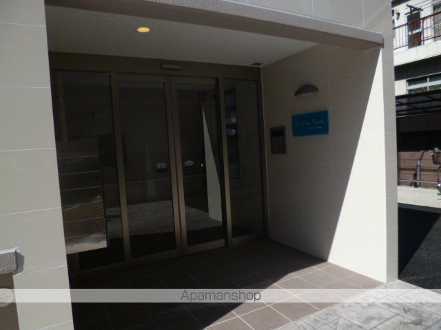 ラ・ヴィスタ墨田の玄関写真