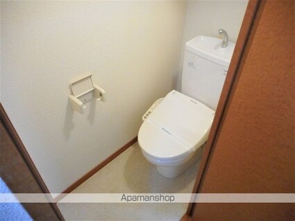 レオパレスフォレスト[1K/21.81m2]のトイレ