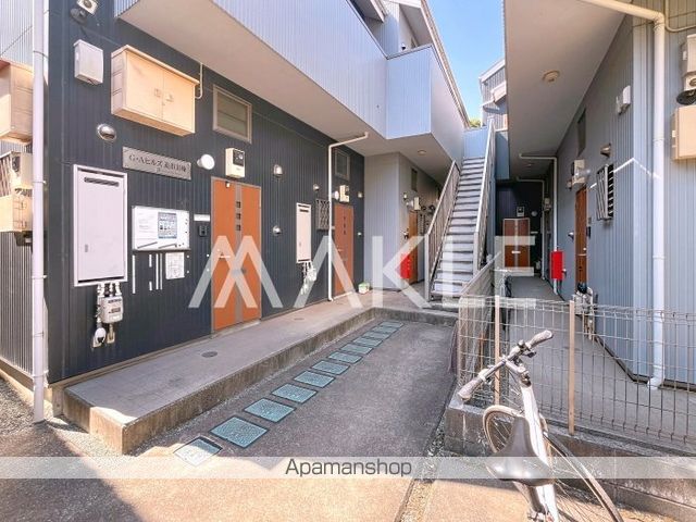 G・Aヒルズ追浜B棟の玄関写真