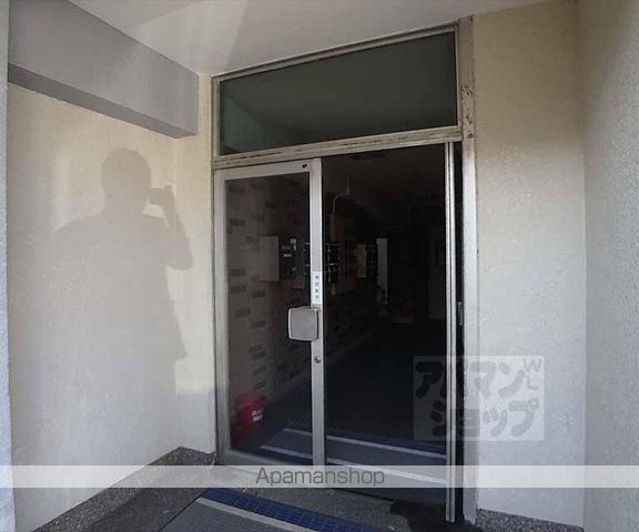 衣笠ヴィラの玄関写真