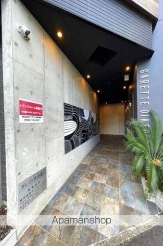 ガレット大池通りの玄関写真