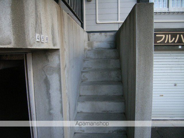 フルハウス北野の玄関写真