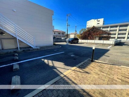 レオパレス今福[1K/23.18m2]の駐車場