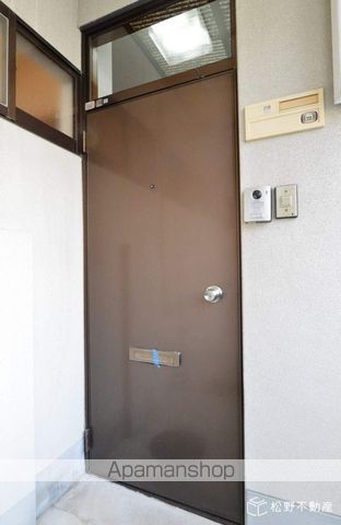メゾン平山の玄関写真