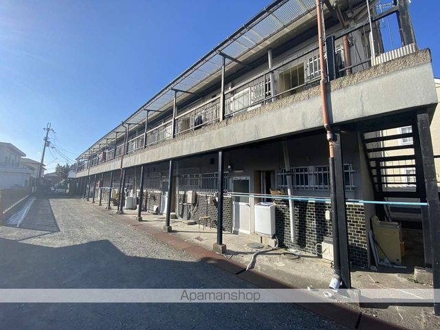 打田駅前 楠井アパートの外観写真