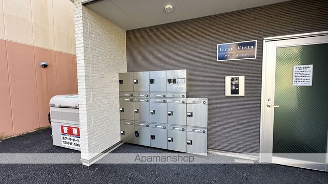 グラン ヴィスタの玄関写真