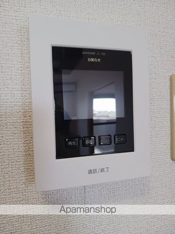クレイドルの内装写真