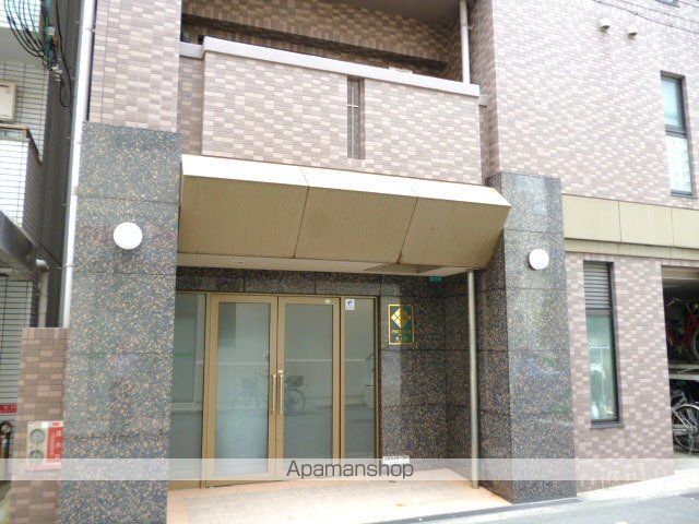 プロシード新大阪CITYLIFEの玄関写真