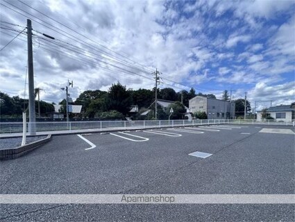 Ｃｏｓｍｏ　１０[2LDK/54.5m2]の駐車場1