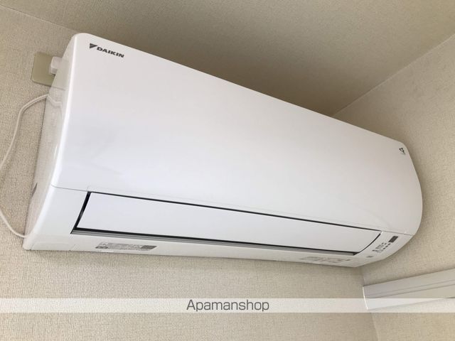 コスモスIの内装写真