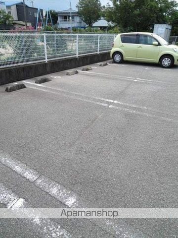 サンシェール Aの玄関写真