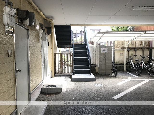 サンフラットの玄関写真