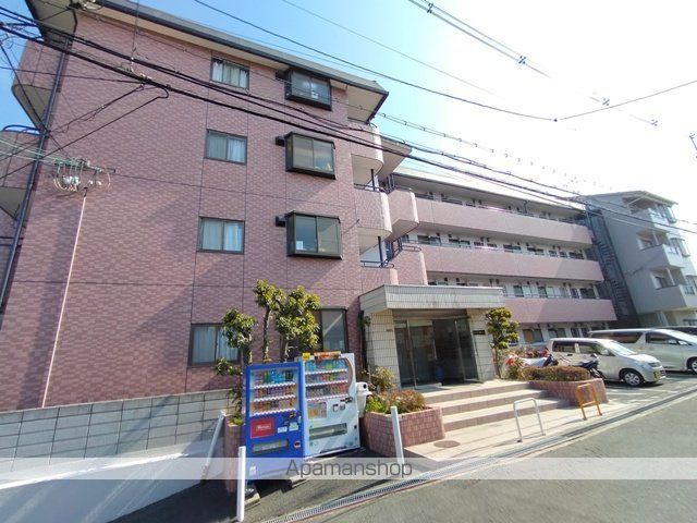 シャンテー香里ヶ丘IIIの外観写真