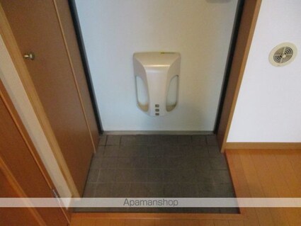 ドゥ・ベルジュール[1K/24.36m2]の玄関