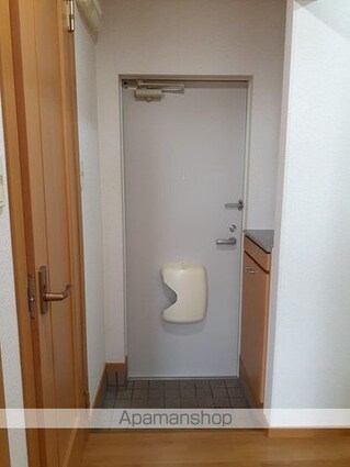 メゾン・プラティーク[1K/25.85m2]の玄関