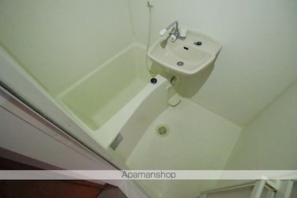 レオパレスプラティーク昭島[1K/23.61m2]のバス