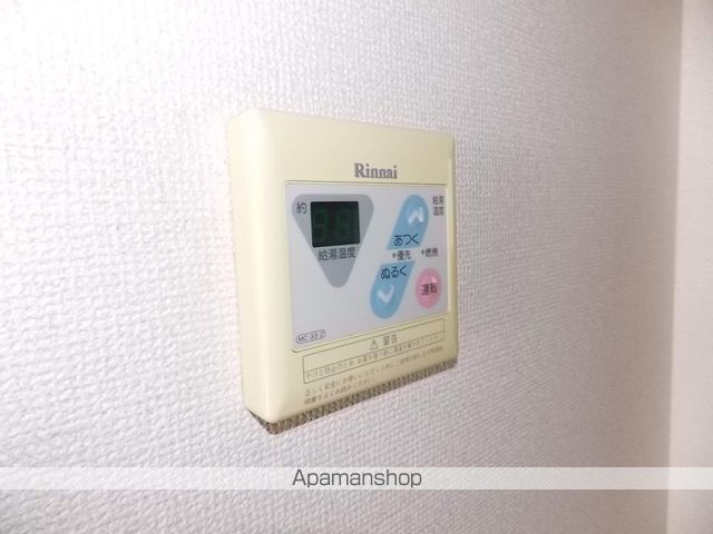 SLOW HEIGHTSの内装写真