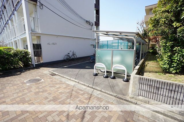 マンションサンプラザ1の外観写真
