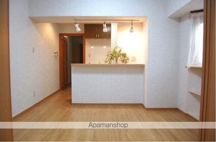 アリスト・インターシティー[1LDK/42m2]のリビング・居間1