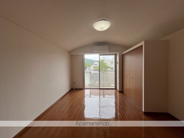 免震 メイヤーズ西町の内装写真