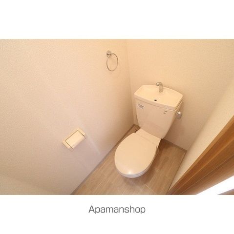 アンプル-ルクラ-ジュコリ-ヌシャンIIの内装写真
