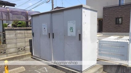 エステート今井[2LDK/55.84m2]の共用部3