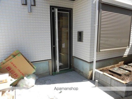 東京都杉並区高円寺南１丁目[1R/20.64m2]のエントランス1