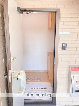 ブィラ　ハッピネス　Ａ棟[2LDK/57.93m2]の玄関