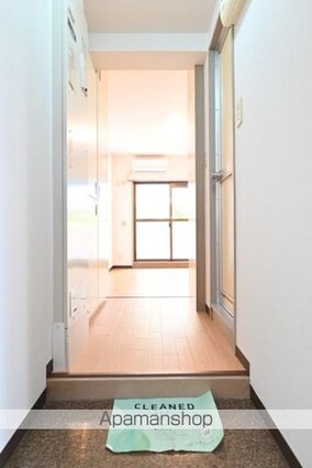 東京都武蔵野市西久保２丁目[1R/15.9m2]の玄関2
