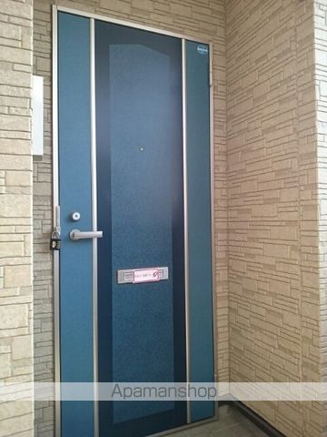 ウェル メゾンの玄関写真