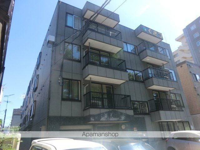 セントポーリア六番館の外観写真