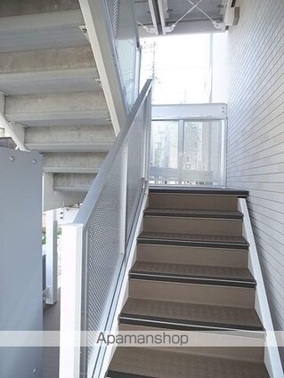 リブリ・ＯＮＯ[1K/24.63m2]のロビー3