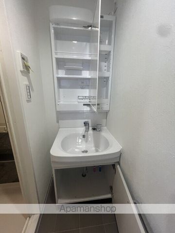 滋賀県大津市京町１丁目[1K/21.28m2]の洗面所