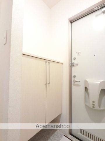 ファミール Vの内装写真