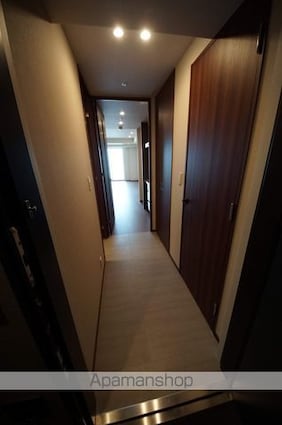 コンフォリア新宿イーストサイドタワー[1R/41.23m2]の玄関