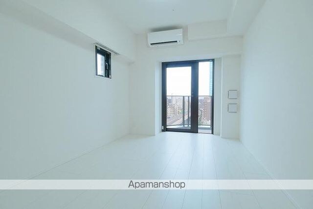 ＰＲＥＭＩＵＭ　ＣＵＢＥ　池袋要町[1K/25.02m2]のリビング・居間