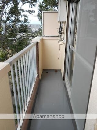 サンアベニュー師岡[1R/17m2]のバルコニー