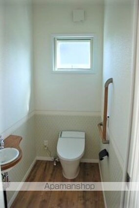 小木戸建[3LDK/123.65m2]のトイレ