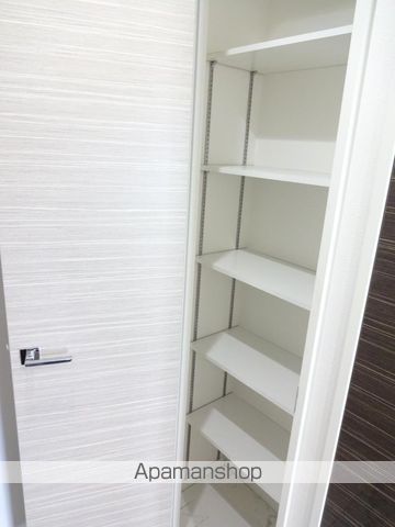 ヴェルテックスの内装写真