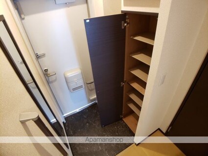 レオネクストＬ栄谷[1K/25.89m2]の玄関