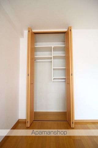 ラフィーネ大供の内装写真