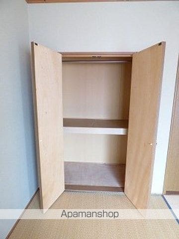 益孝IIIの内装写真
