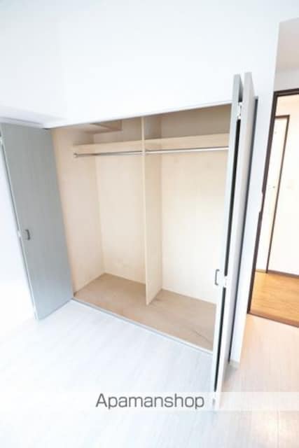 東京都立川市高松町３丁目[2SLDK/64.48m2]の収納