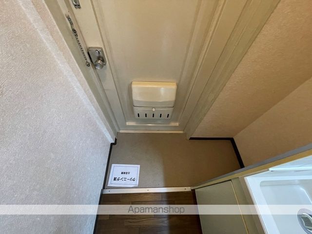 ロイヤル柏原の内装写真